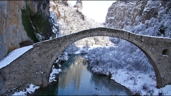 images/zagoria winter brug.jpg